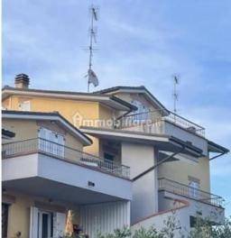 5-Zimmer Wohnung in Osimo, Italy, Nr. 363795