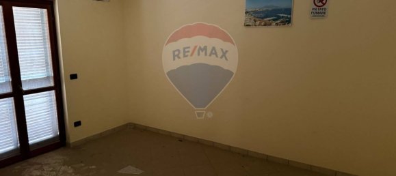 Büro in Orta di Atella, Italy 120m², Nr. 57780 4