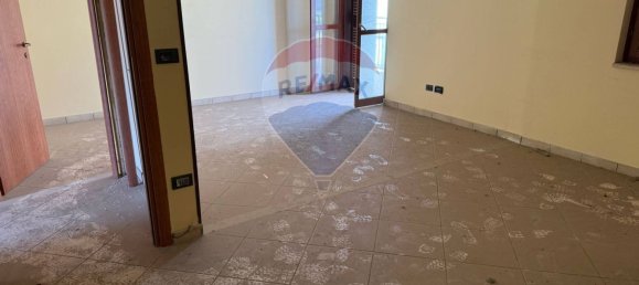 Büro in Orta di Atella, Italy 120m², Nr. 57780 2