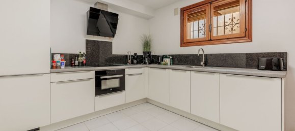 7 bedrooms Villa in Moraira, Spain No. 261199 6