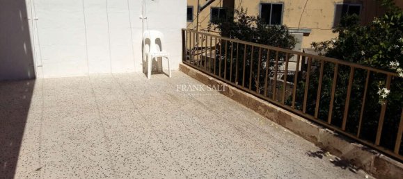 4 bedrooms House in Valletta, Malta No. 6690 3