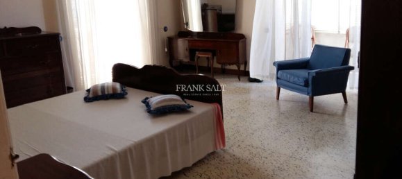 4 bedrooms House in Valletta, Malta No. 6690 6