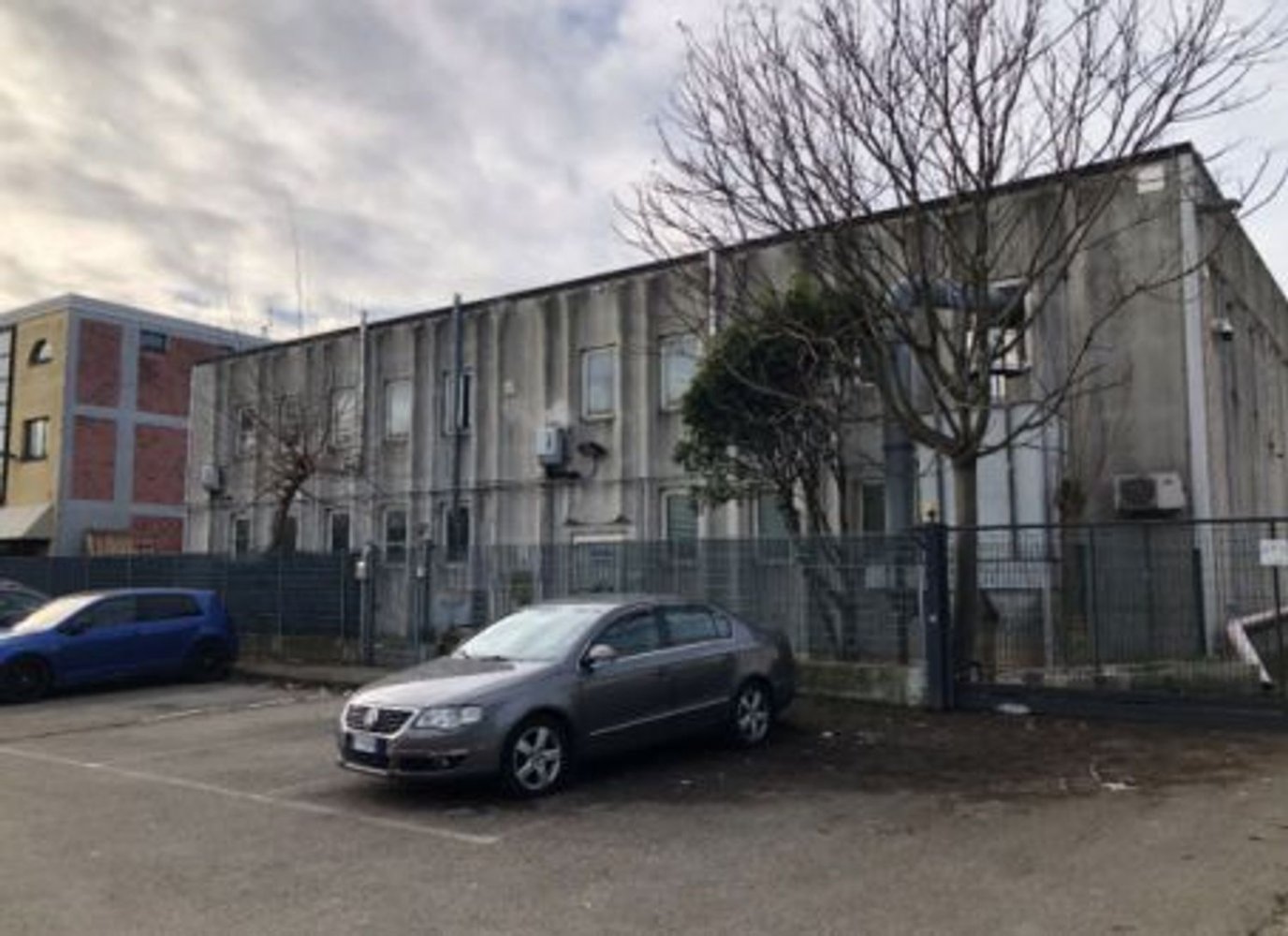 Almacén en Senago, Italy 571 m² No. 274306