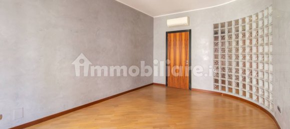 3 bedrooms Apartment in Milan, Italy No. 361789 18