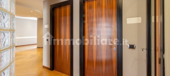 3 bedrooms Apartment in Milan, Italy No. 361789 27