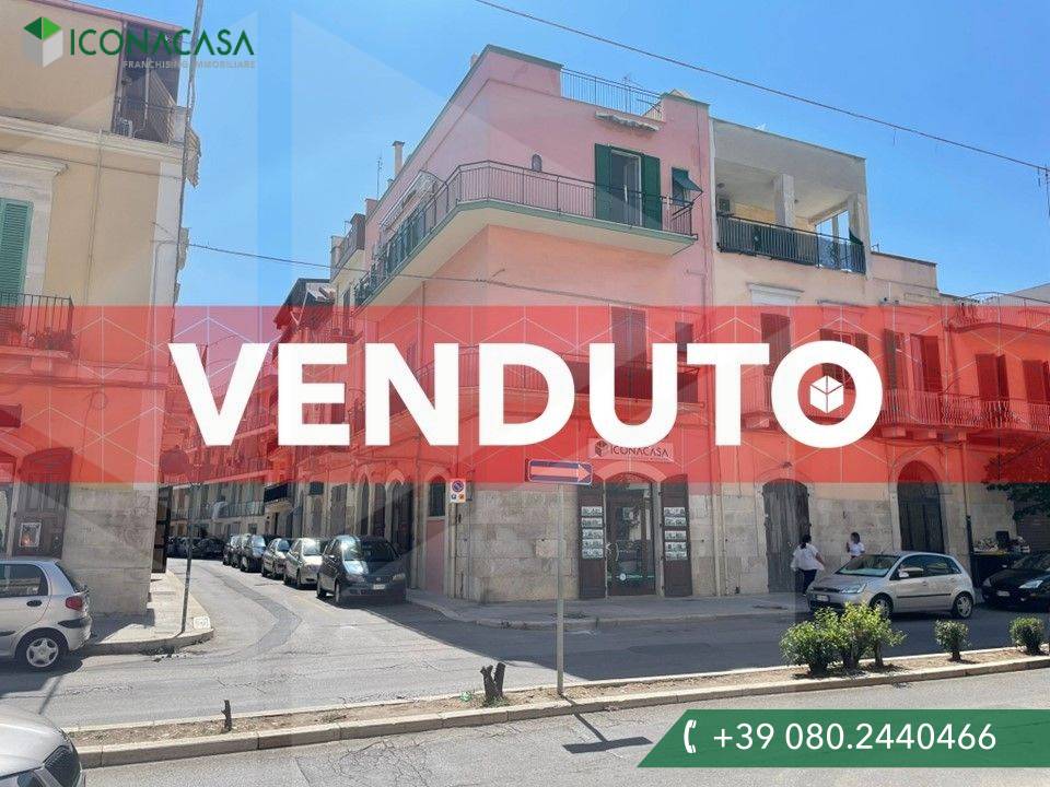 3 rooms Commercial property in Corato, Italy No. 32785