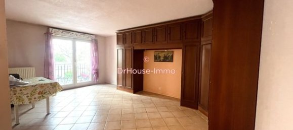 2 Schlafzimmer Wohnung in Bondy, France, Nr. 360063 4