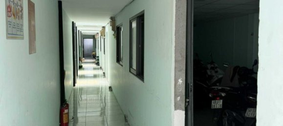 180m² Townhouse in District 7, Vietnam No. 19189 5