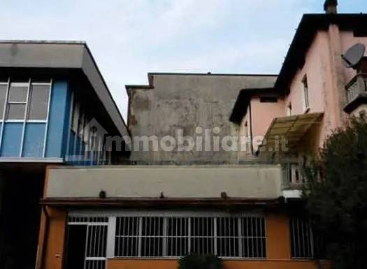 5-salle Bureau à Lumezzane, Italy No. 285547