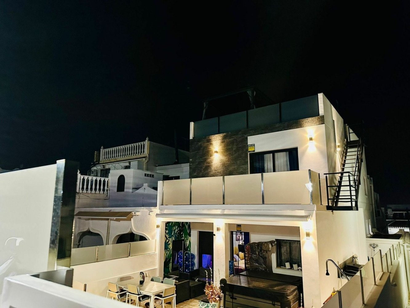 Adosado de 3 dormitorios en San Miguel de Salinas, Spain No. 285223