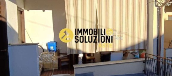 3 rooms Apartment in Ispra, Italy No. 12963 40