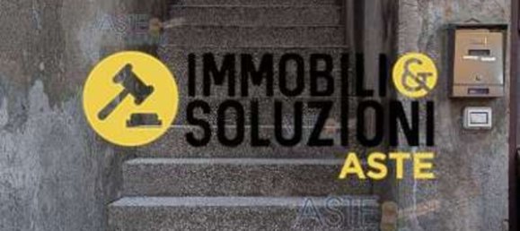 3 rooms Apartment in Ispra, Italy No. 12963 39