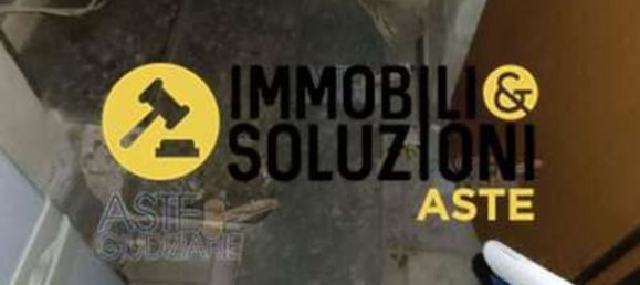 3 rooms Apartment in Ispra, Italy No. 12963 29