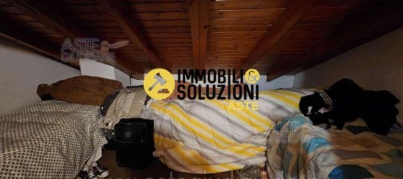 3 rooms Apartment in Ispra, Italy No. 12963 24