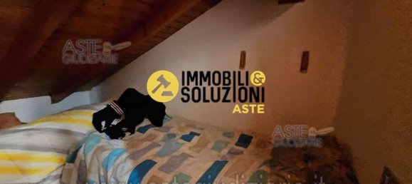 3 rooms Apartment in Ispra, Italy No. 12963 25