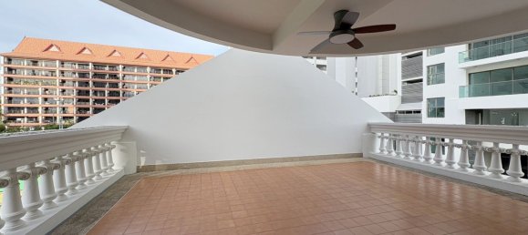 Кондоминиум  с 2 спальнями в Паттайя, Таиланд № 64363 13