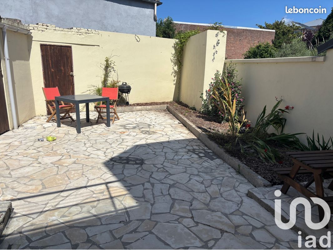 3 Schlafzimmer Haus in Montivilliers, France, Nr. 353785