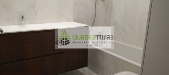 4 bedrooms Apartment in Porto, Portugal No. 78903 16