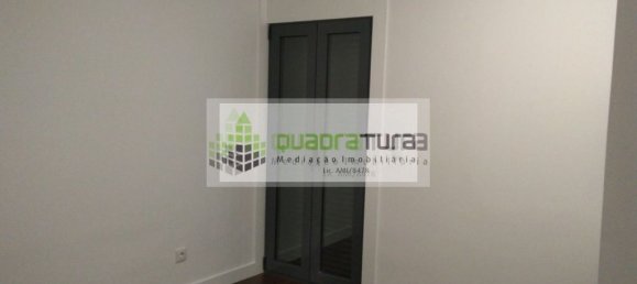 4 bedrooms Apartment in Porto, Portugal No. 78903 15