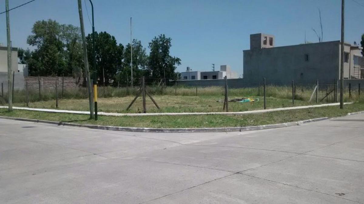 Terrain à Ituzaingo, Argentina No. 43893