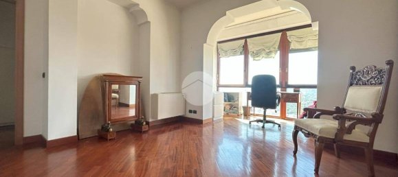 3 bedrooms Apartment in Naples, Italy No. 273150 20