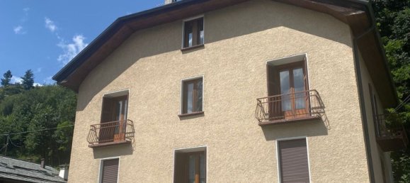 Квартира с 5 комнатами в Бормио, Италия № 150138 2