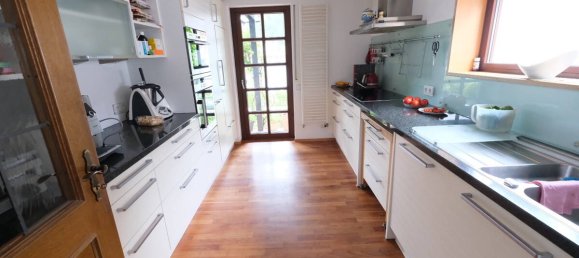 Здание с 3 спальнями в Альб-Дунай, Германия № 328701 4