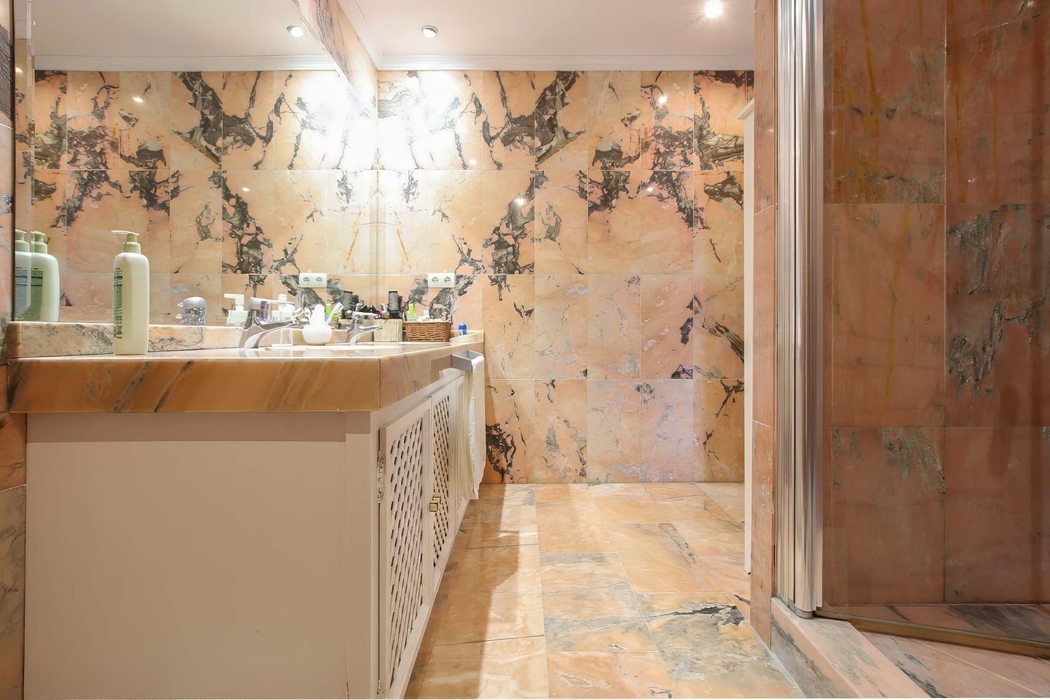 3 chambres Appartement à Marbella, Spain No. 31976