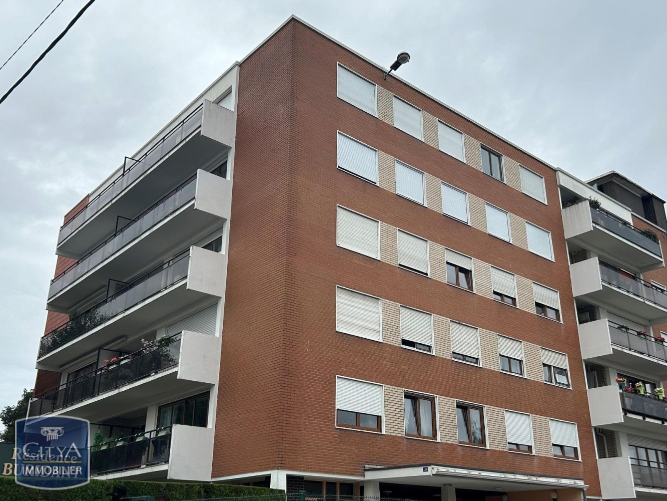 2 bedrooms Apartment in Lens, France No. 256812