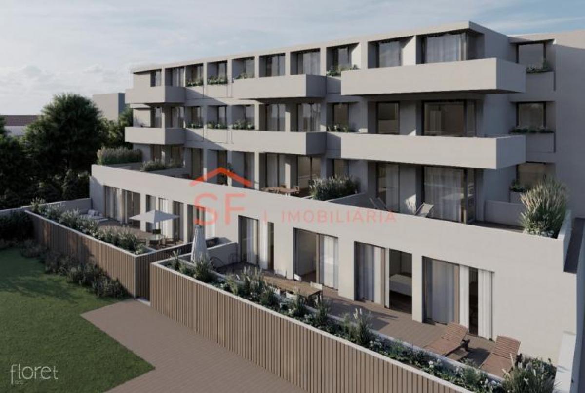 Apartamento de 2 dormitorios en Porto, Portugal No. 6196