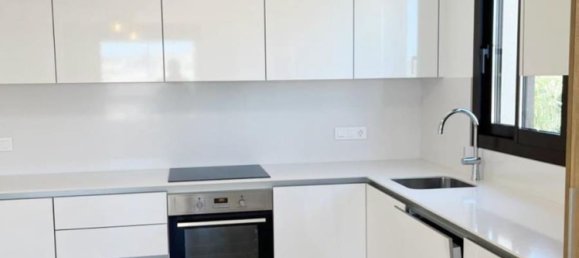 Пентхаус с 2 спальнями в Дехеса де Кампоамор, Испания № 188724 4