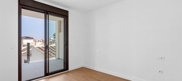 Пентхаус с 2 спальнями в Дехеса де Кампоамор, Испания № 188724 8