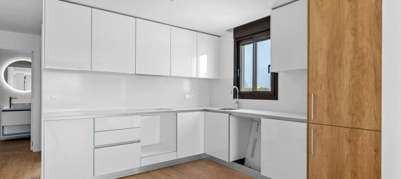 Пентхаус с 2 спальнями в Дехеса де Кампоамор, Испания № 188724 3