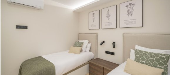 2 bedrooms Apartment in Madrid, Spain No. 125608 8