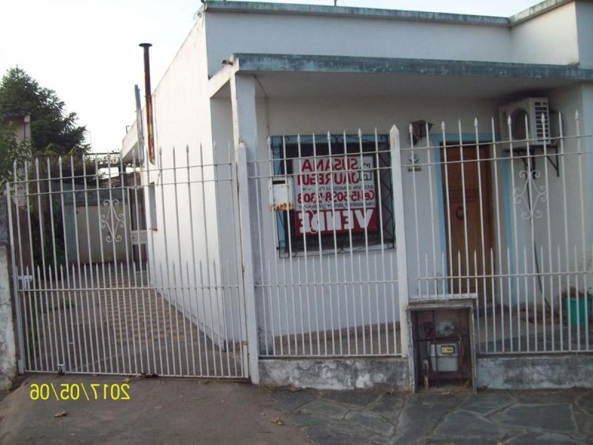 2 bedrooms House in Florencio Varela, Argentina No. 98170