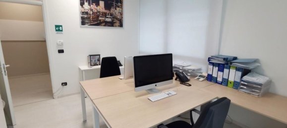 Büro in Pisa, Italy 90m², Nr. 66133 32