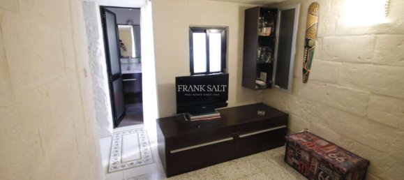 1 غرف نوم طابقين في Gzira, Malta رقم 9517 5