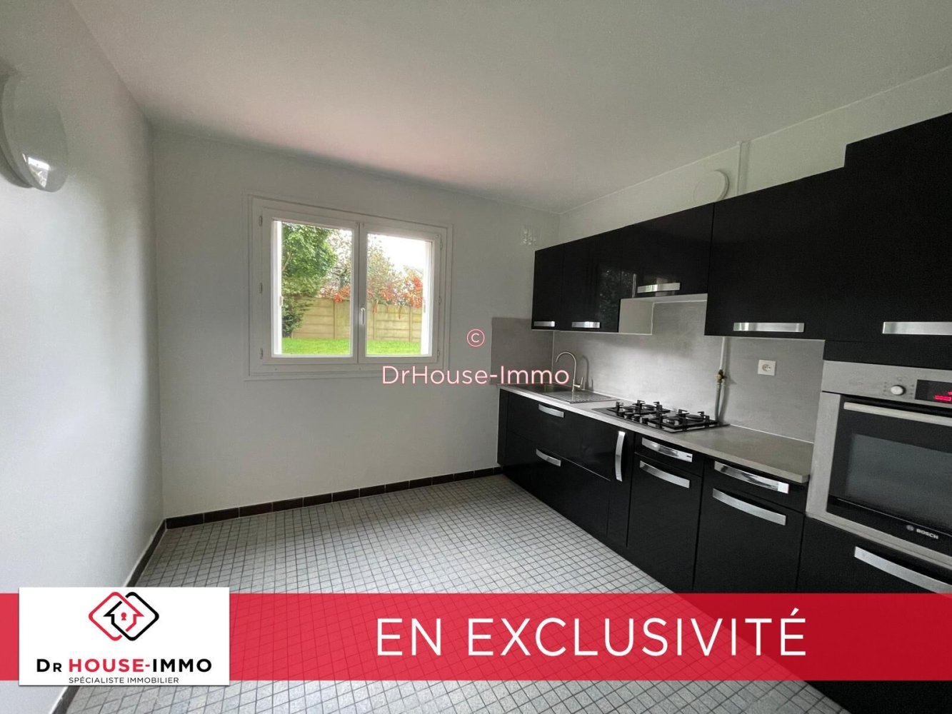 2 bedrooms Apartment in Meulan-en-Yvelines, France No. 138541