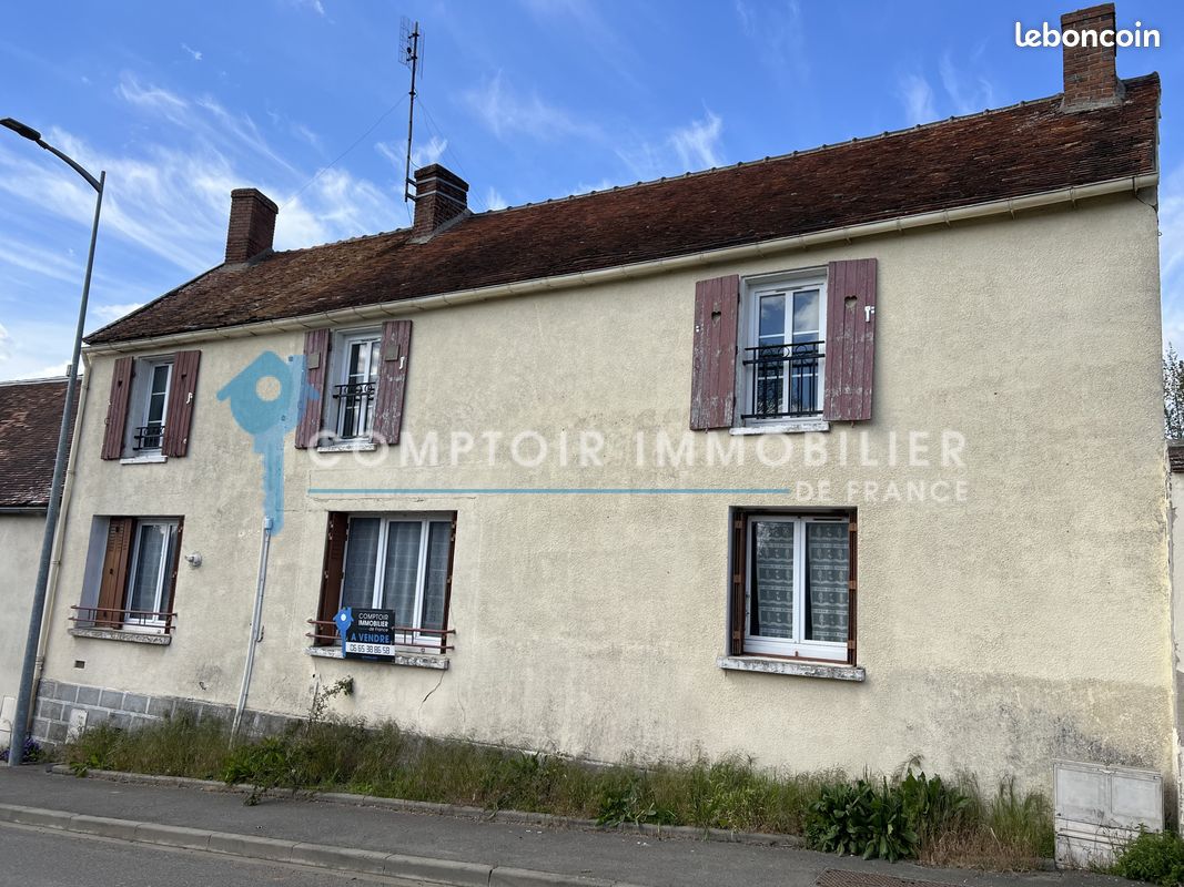 Casa de 2 dormitorios en Auneau, France No. 76050