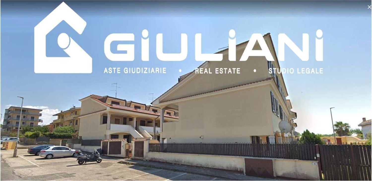 Villa de 5 divisões em Ardea, Italy N.º 146694