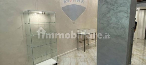 1 room Commercial property in Turin, Italy No. 296189 6
