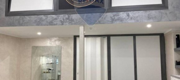 1 room Commercial property in Turin, Italy No. 296189 5