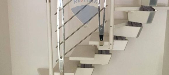 1 room Commercial property in Turin, Italy No. 296189 19