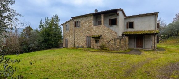 12 rooms House in Arezzo, Italy No. 226381 3