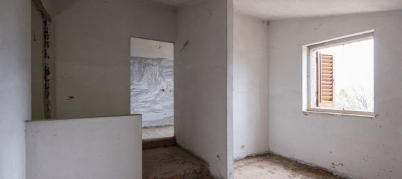 12 rooms House in Arezzo, Italy No. 226381 26