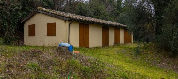 12 rooms House in Arezzo, Italy No. 226381 13