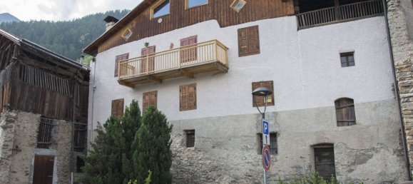 3 bedrooms House in Malé, Italy No. 312437 3