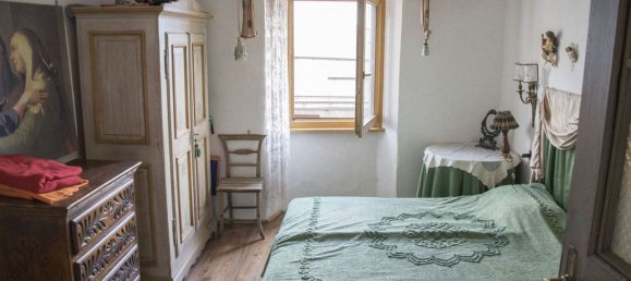 3 bedrooms House in Malé, Italy No. 312437 12