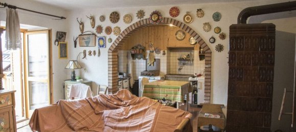 3 bedrooms House in Malé, Italy No. 312437 7