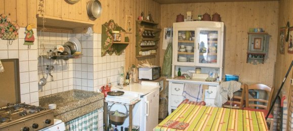 3 bedrooms House in Malé, Italy No. 312437 5